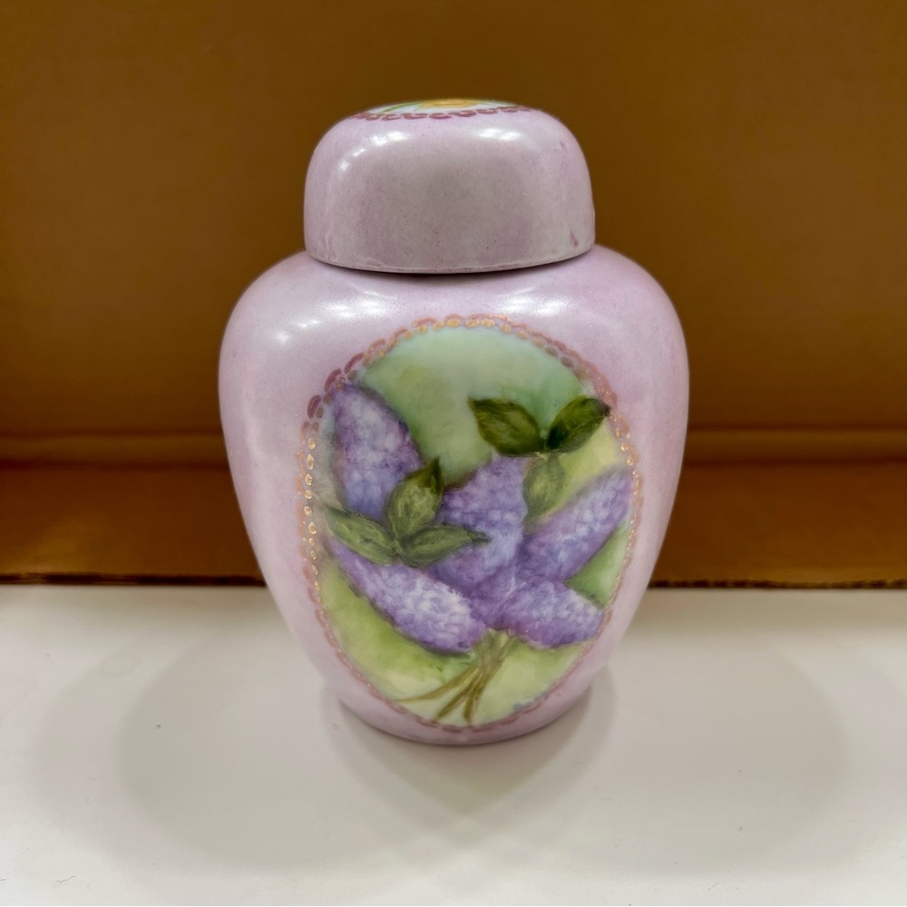 Vintage 1974 Signed Lavender Pink Flowers Ginger Jar Vase With Lid Les Vases